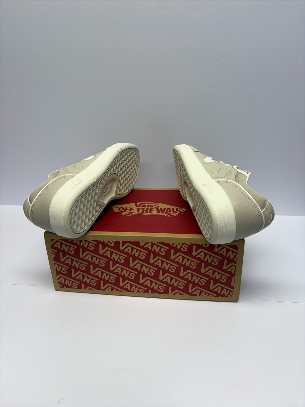 Vans Men’s Cream and Beige Low-Top Sneakers - Picture 2 of 5